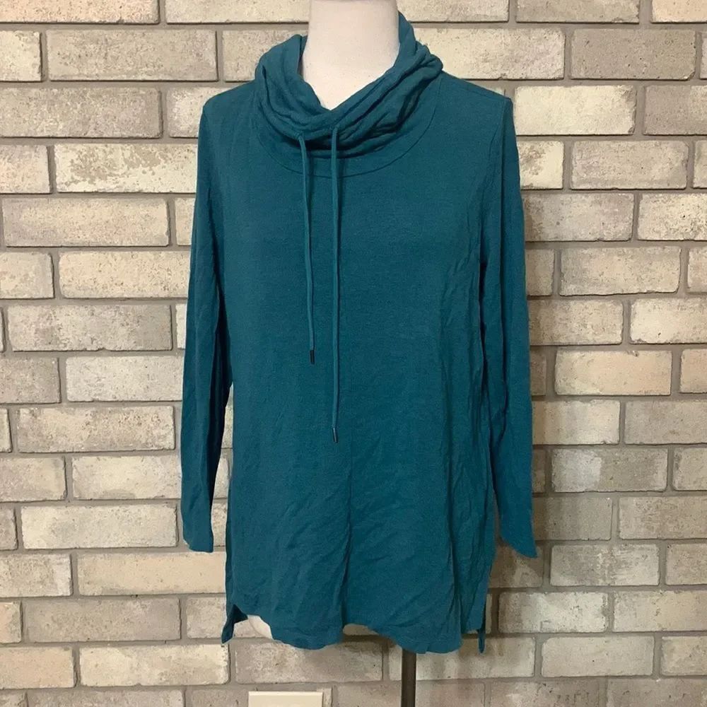 3for$20 sweater size medium